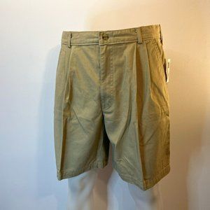 Woolrich Men's Pleated Cotton Khaki Shorts - NWT